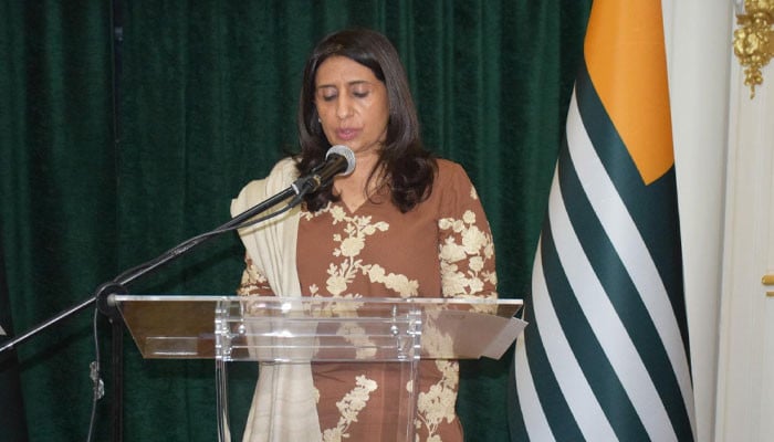 فرانس: پاکستانی سفارت خانے میں ’یومِ سیاہ کشمیر‘ کی خصوصی تقریب