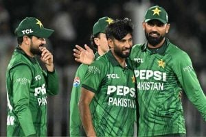 پاکستان نے سری لنکا کو شکست دے کر ٹرائی نیشن ون ڈے سیریز جیت لی