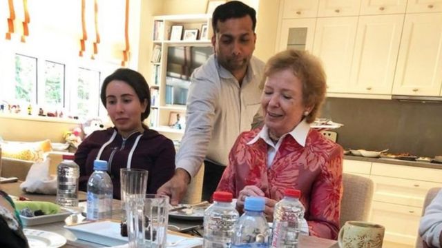 لطیفہ اور میری رابنسن