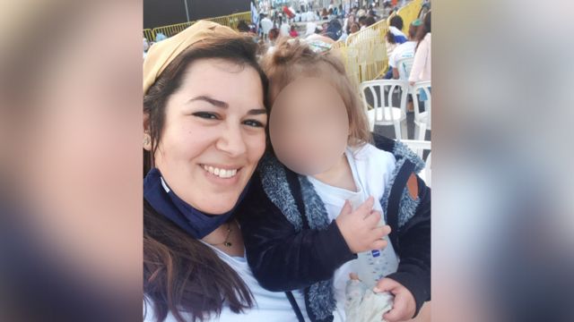 تواہ اپنی بیٹی کے ساتھ