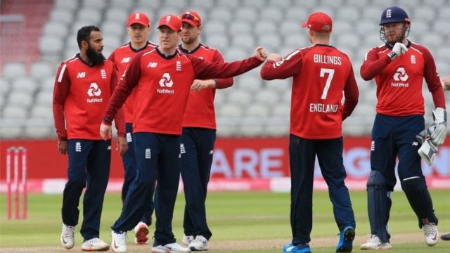 انگلینڈ کی کرکٹ ٹیم کو دورۂ پاکستان کی دعوت