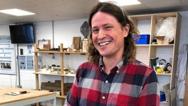 باتھ یونیورسٹی کے ٹیکنیشن