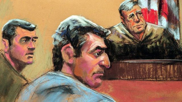 رمزی یوسف عدالت میں پیشی کے موقع پر (خاکہ)