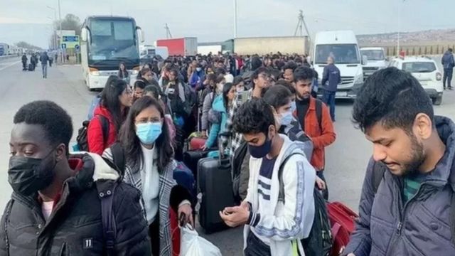 یوکرین، انڈیا، طلبہ