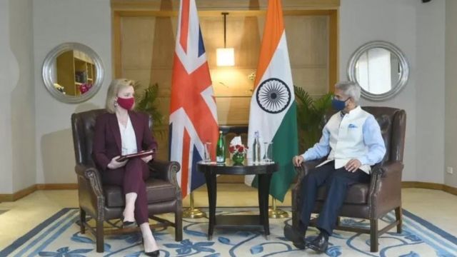 برطانوی وزیرِ خارجہ بھی انڈیا میں ہیں