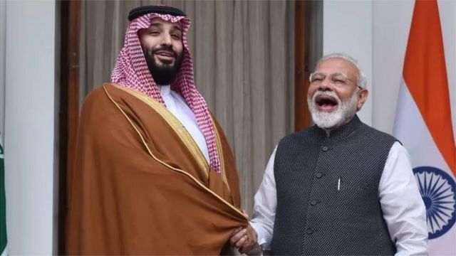 انڈین پی ایم مودی عرب رہنما شہزادہ محمد بن سلمان کے ساتھ