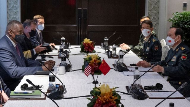 US Defence Secretary Lloyd Austin (left) meets China's Wei Fenghe in Singapore, 10 Jun 22