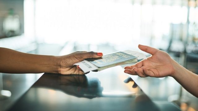 پاسپورٹ چیک