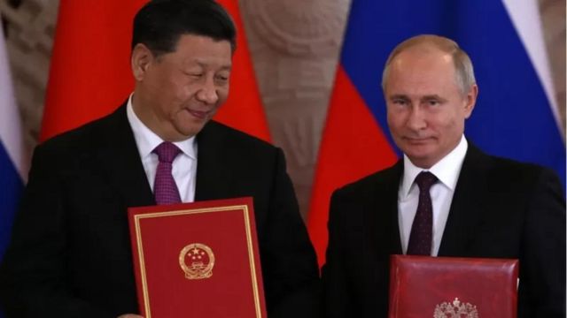 شی جن پنگ اور ولادیمیر پوتن