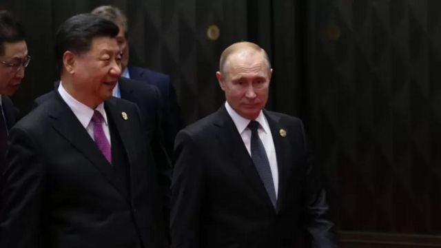 شی جن پنگ اور ولادیمیر پوتن