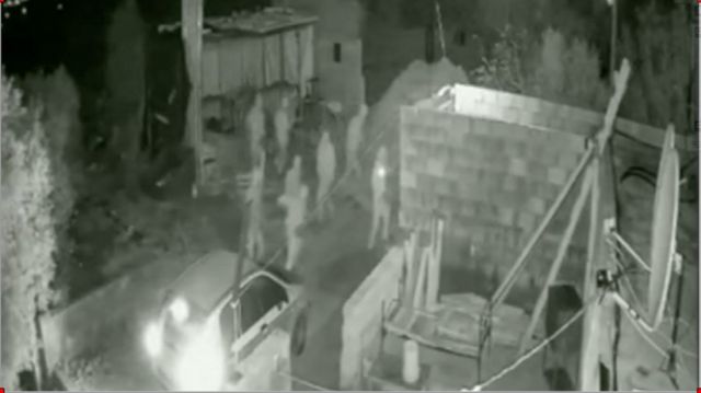 سی سی ٹی وی کیمرے