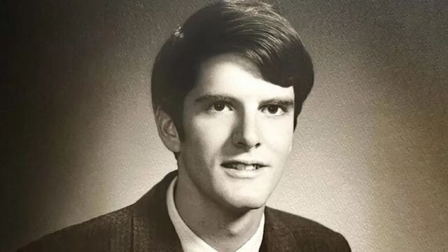 راس، تعلیم، ڈگری