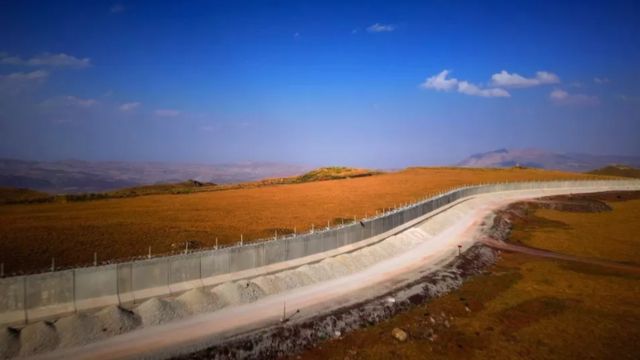 ترکی ایران سرحد پر تعمیر کی گئی دیوار