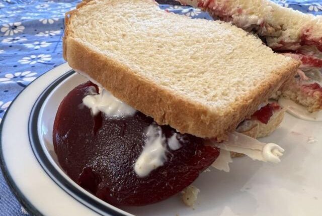 ذائقہ بریڈ جیسا لیکن فائدہ گندم والا۔۔۔ نئی ڈبل روٹی کیسے مختلف ہو گی؟